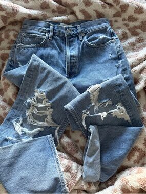 AGOLDE 90's Mid Rise Loose Fit Jeans
Color: Fall Out